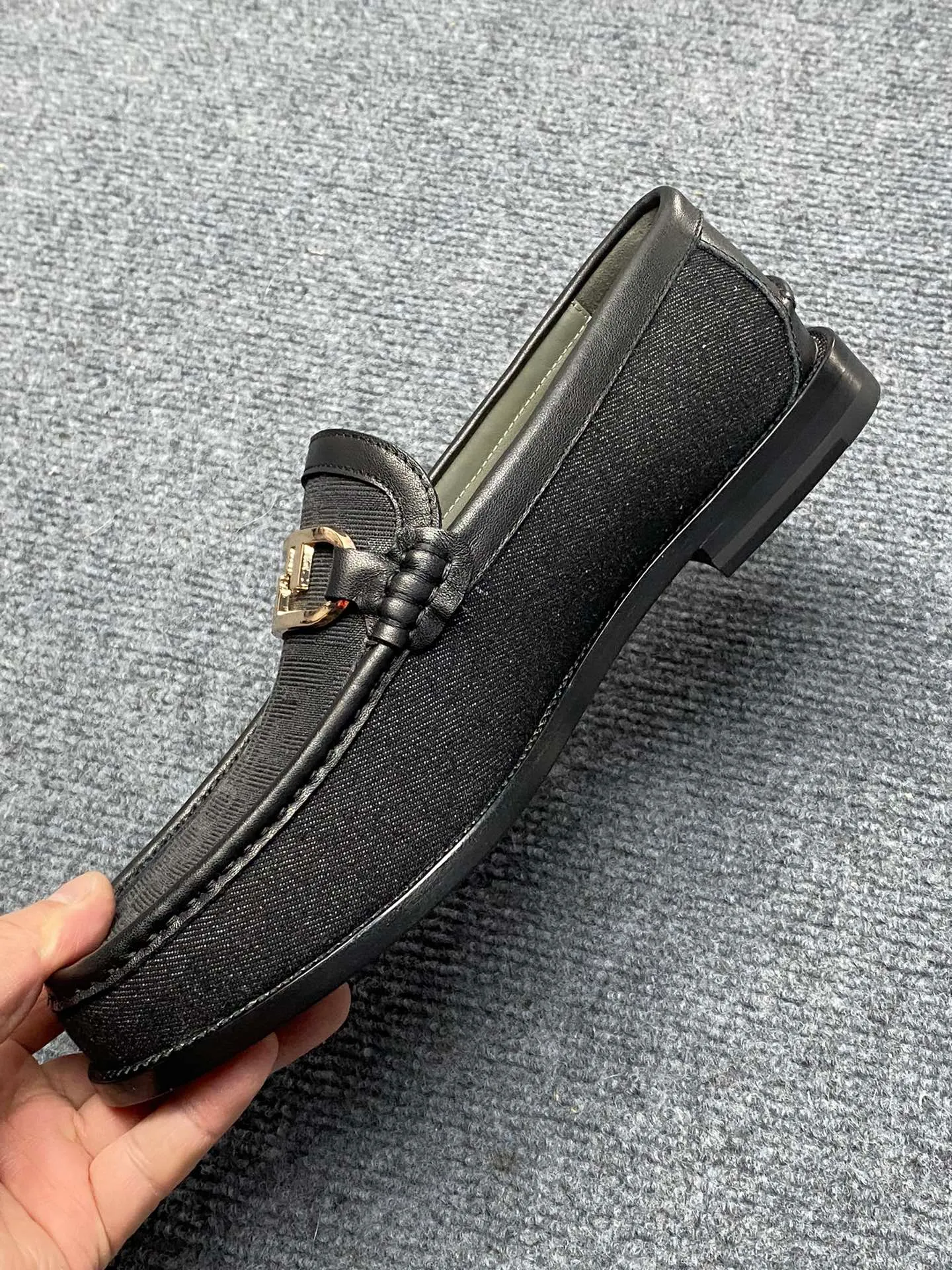 Men's Men's Shoes Men's Men's Shoes 💰900FENDI Fendi Men's Breathable and Comfortable Leather Shoes. Original development. The leather outsole is made of leather. Counters copy one to one. Imported counter cowhide. Imported water dyes cattle. 38 to 44. (45.46. can be ordered. 47.